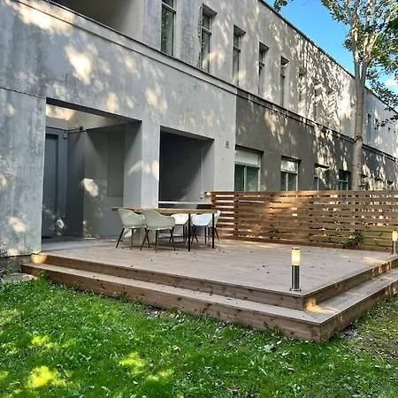 아파트 An Unique Spacious Property With Terass *